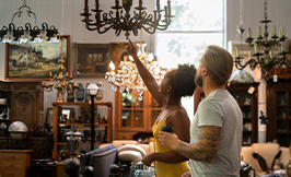Working with main retailers in North America, our led lights spread out in over 5000+ stores
